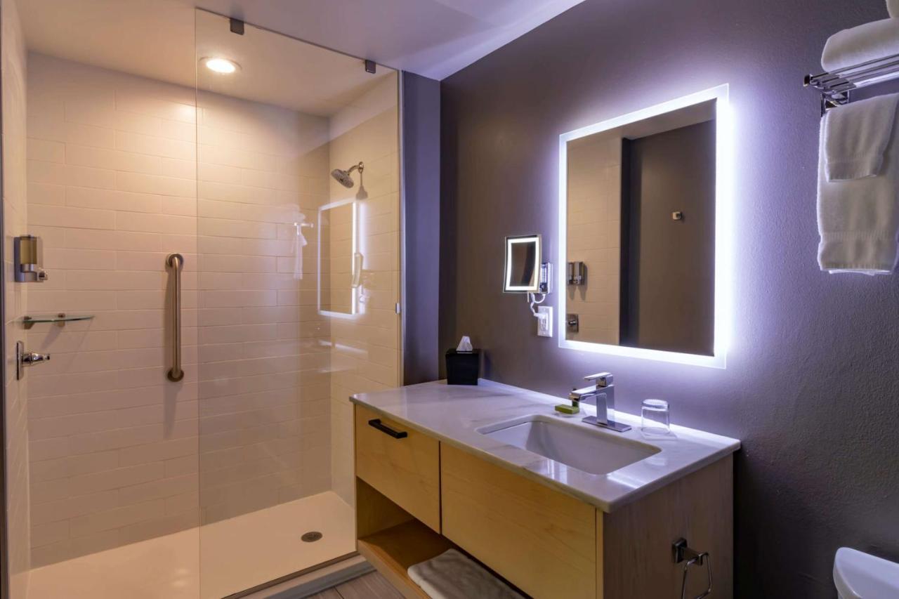เดอะวอเตอร์ส ฮอต สปริงส์, ทาเพสทรี คอลเล็กชั่น บาย ฮิลตัน Hotel ฮอตสปริงส์ ภายนอก รูปภาพ
