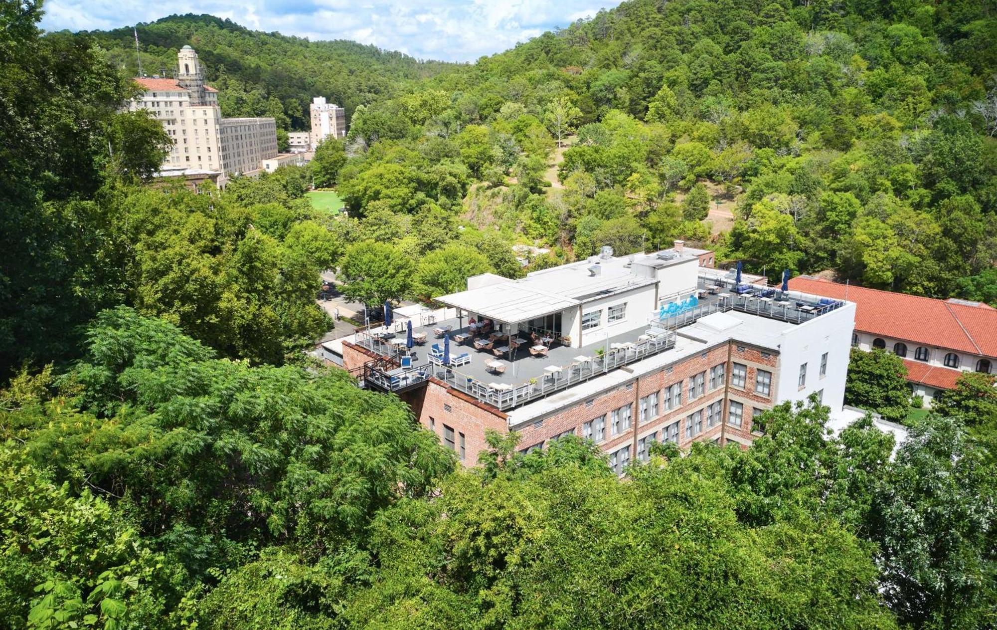 เดอะวอเตอร์ส ฮอต สปริงส์, ทาเพสทรี คอลเล็กชั่น บาย ฮิลตัน Hotel ฮอตสปริงส์ ภายนอก รูปภาพ