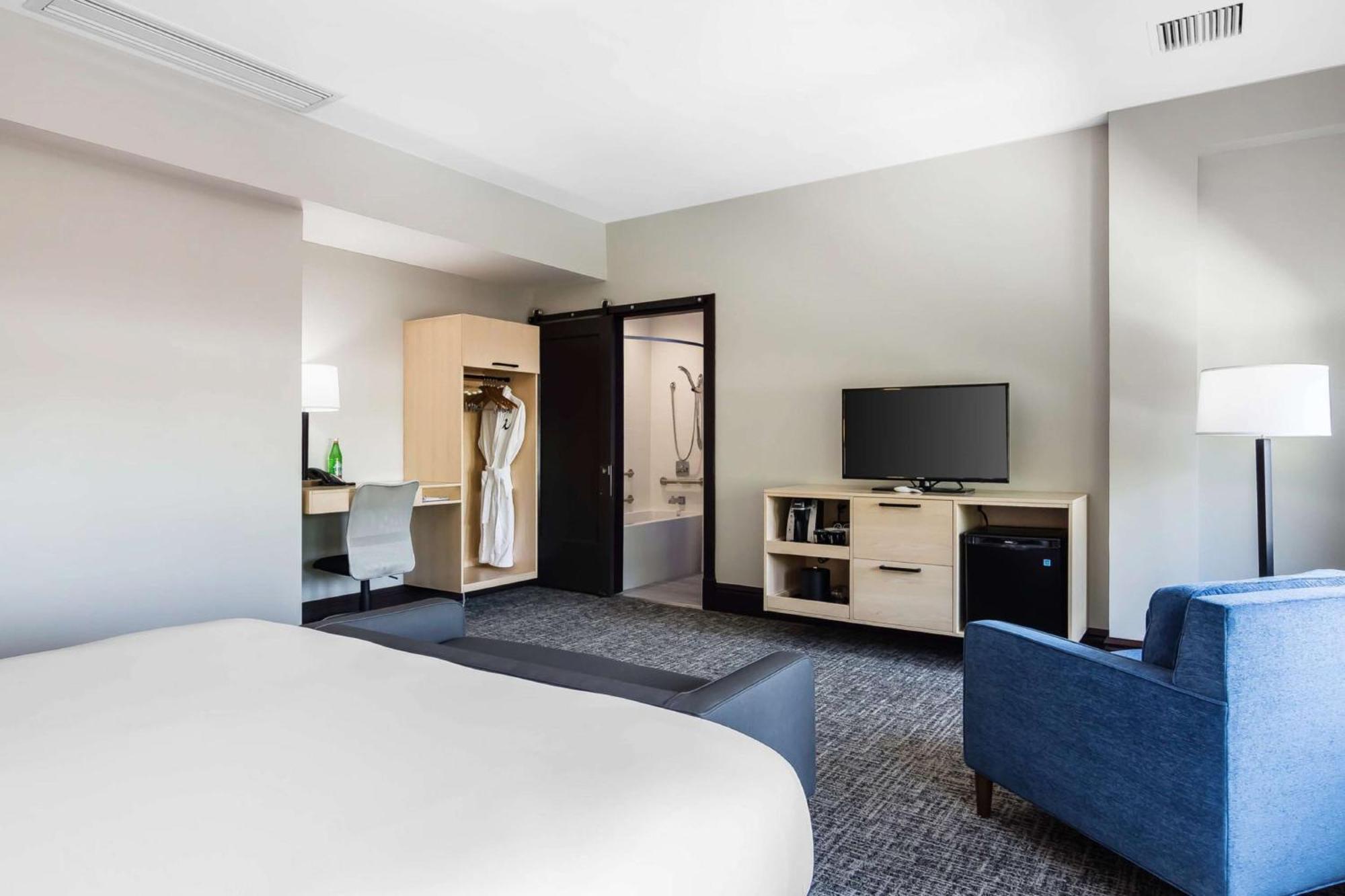 เดอะวอเตอร์ส ฮอต สปริงส์, ทาเพสทรี คอลเล็กชั่น บาย ฮิลตัน Hotel ฮอตสปริงส์ ภายนอก รูปภาพ